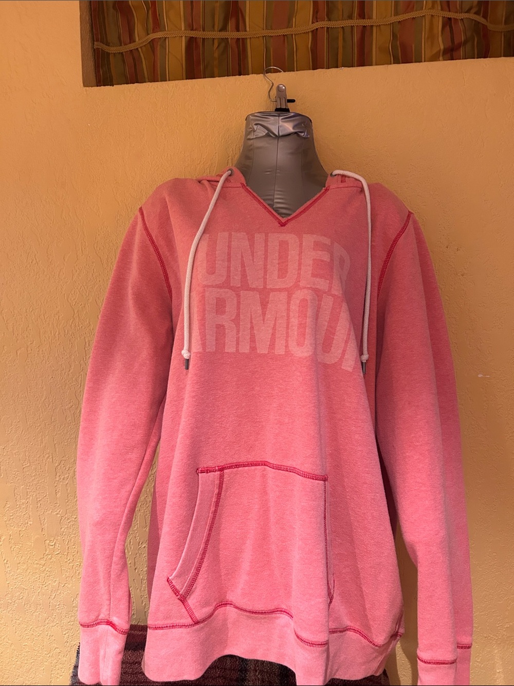 Under Armour Women's Heather Pink V-Neck Hoodie Sweatshirt